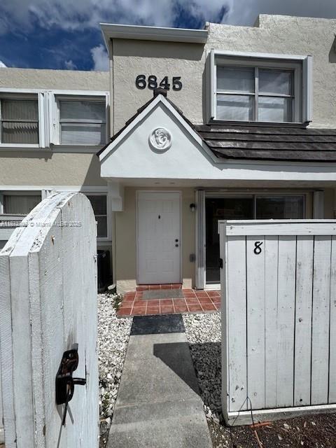 Building Photo - 6845 SW 45th Ln
