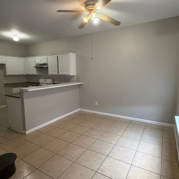 Foto del edificio - 19959 Sycamore Valley Dr