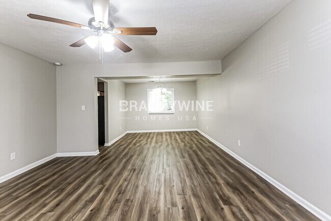 Foto del edificio - 1579 Purcell Cir