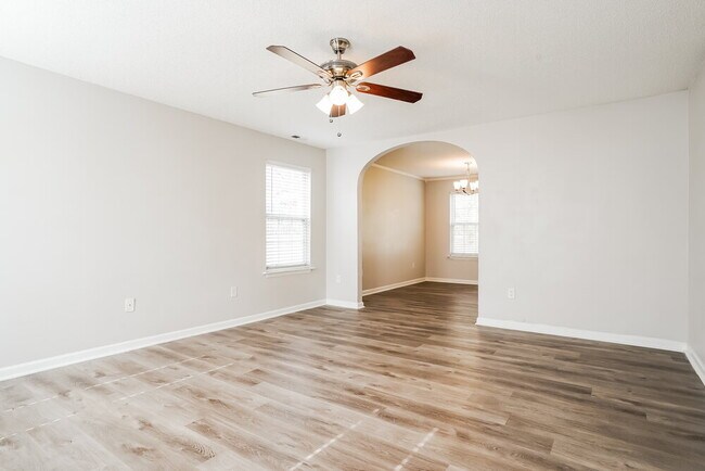 Foto del edificio - 4409 Cobble Creek Ln