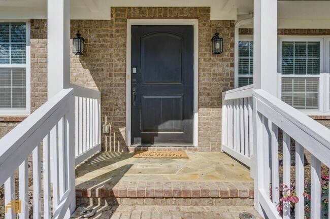 Building Photo - 2616 Boland Dr NE