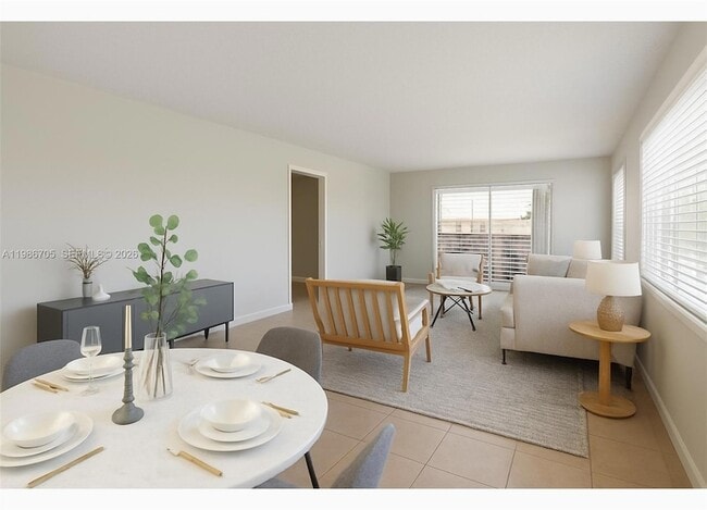 Building Photo - 3050 NE 16th Ave