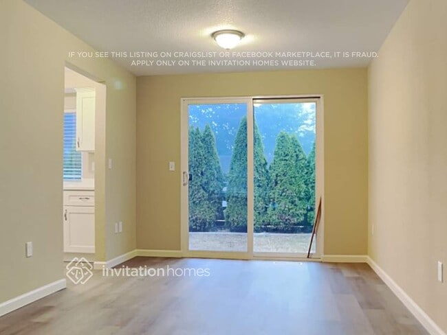 Foto del edificio - 1214 Mary Lou St SE