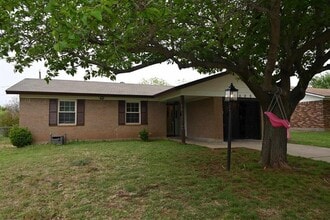 Building Photo - 4608 Tammy Dr