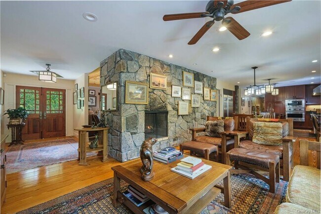 Building Photo - 36 Cedar Hill Rd