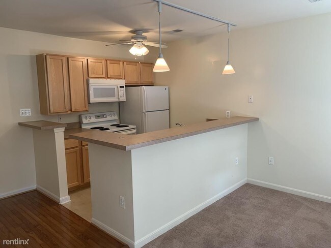Foto del edificio - 1339 S Hanover St