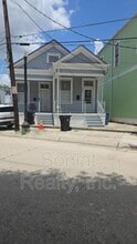 Building Photo - 705 Felicity St
