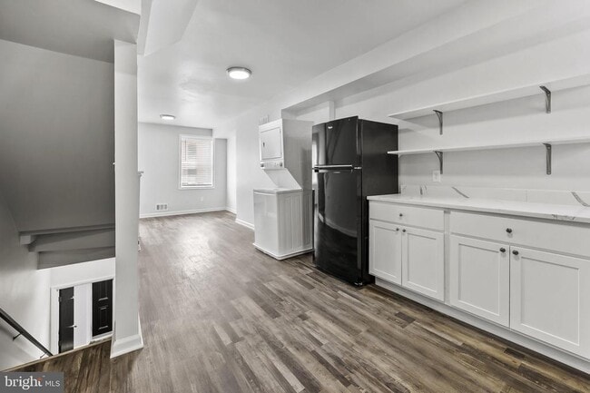 Foto del edificio - 22 N Carey St