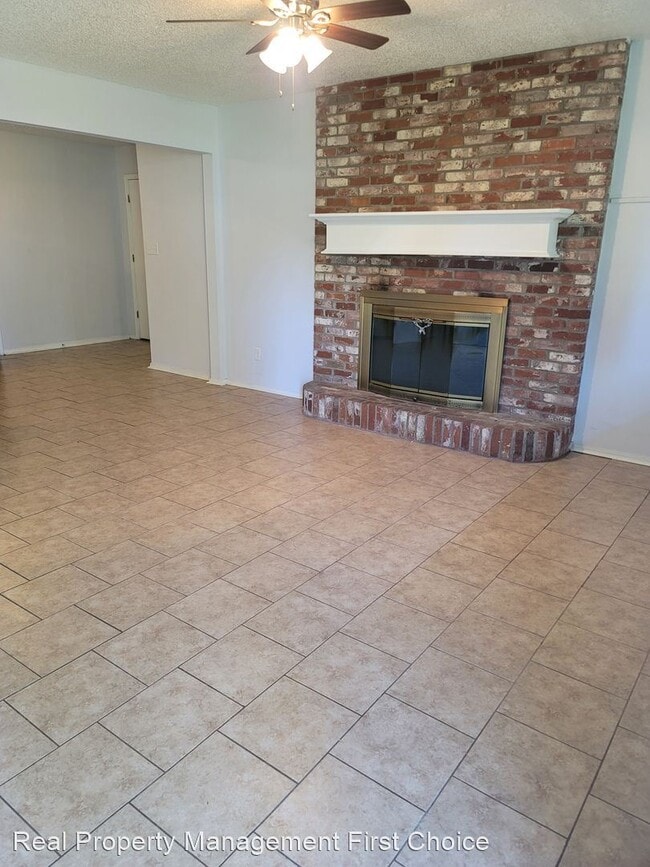 Building Photo - 3 br, 1.5 bath House - 2406 Taft Street