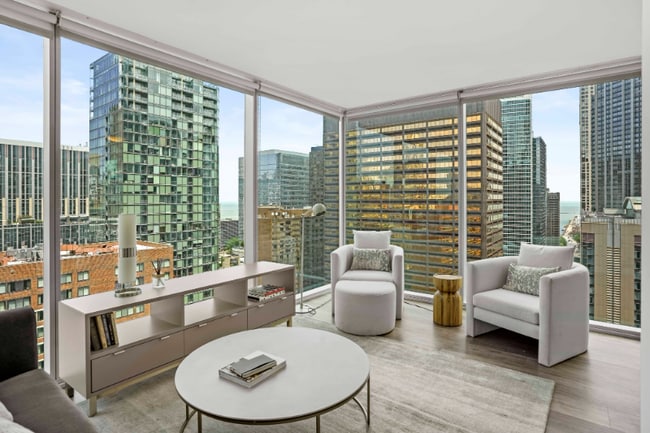 Foto del edificio - 242 E Illinois St