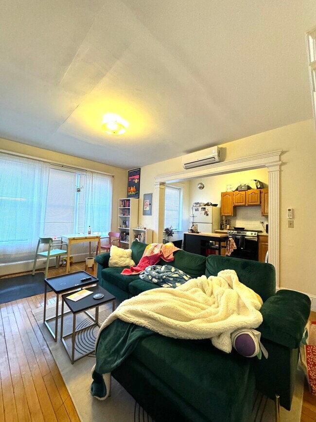 Foto del edificio - 76 Harvard Ave