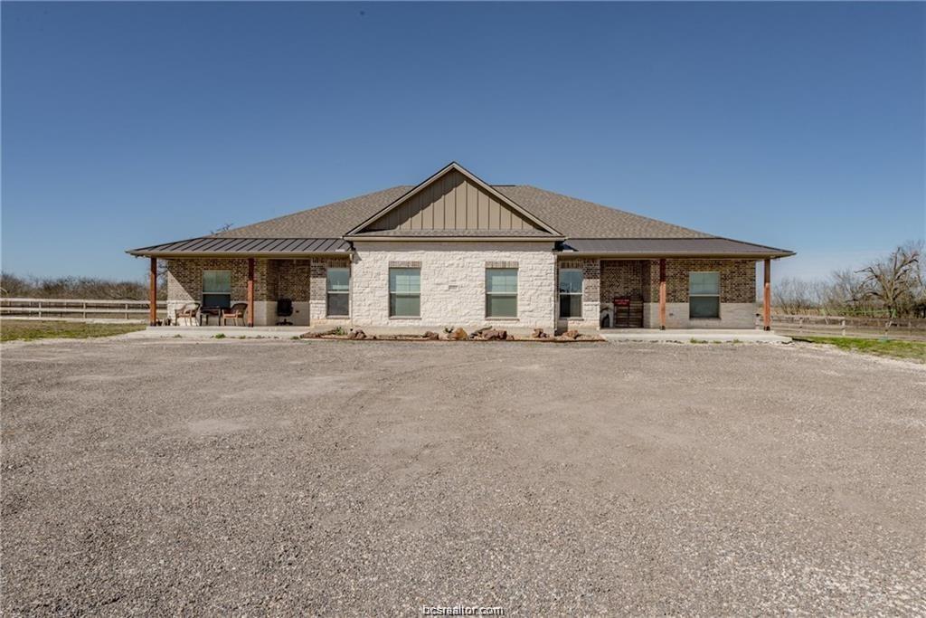 Primary Photo - 4001 Golden Eagle Dr