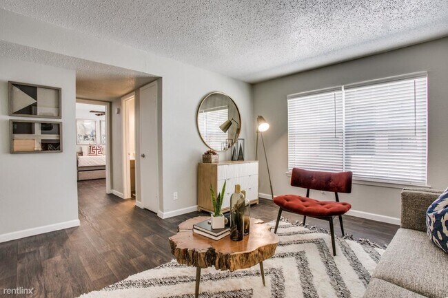 Foto del edificio - 1 br, 1 bath Condo - 500 Ridgecrest Cir E ...