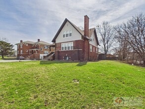 Building Photo - 398 W Lincoln Hwy