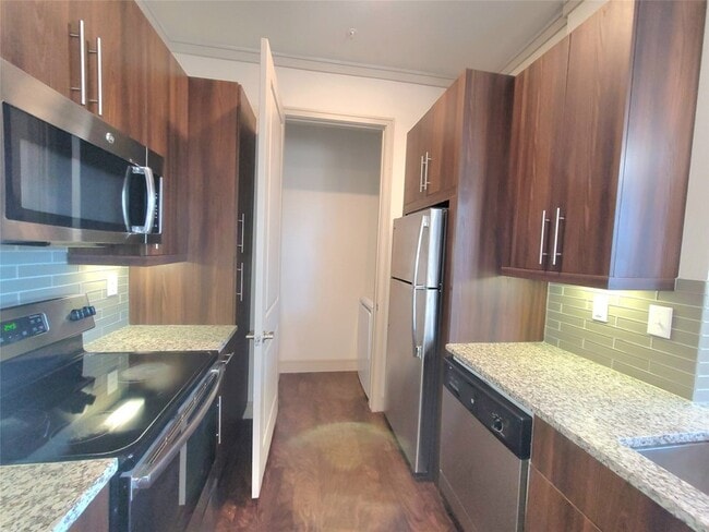 Photo - 1800 St Joseph Pkwy Apartment