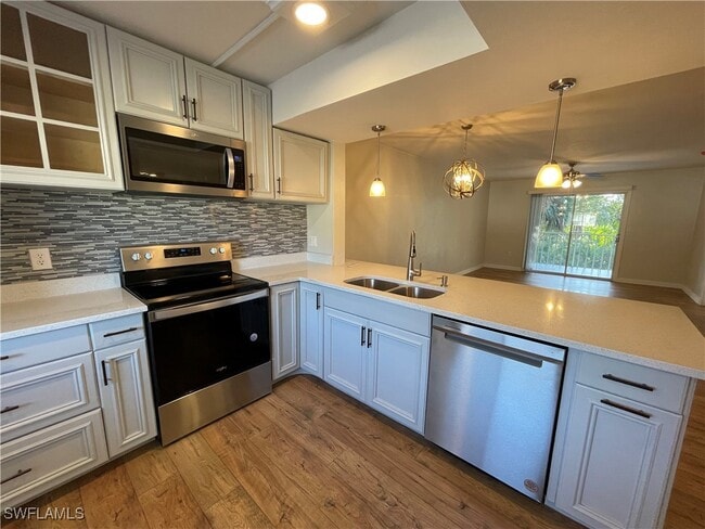 Building Photo - 2395 Naples Trace Cir