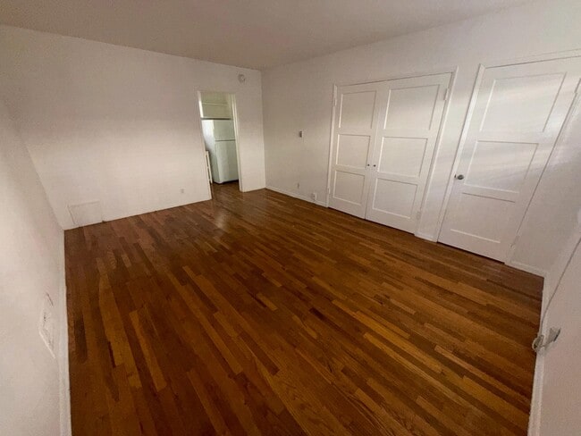 Foto del edificio - 838 N Sweetzer Ave