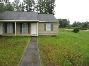 Building Photo - 301 Station Crossing Dr