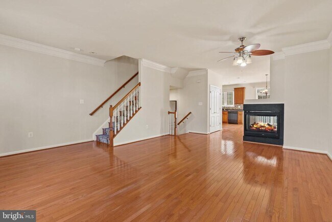 Foto del edificio - 4505 Henley Pl