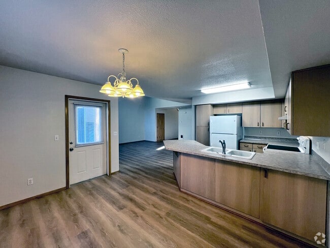 Building Photo - 2204 48th Ave