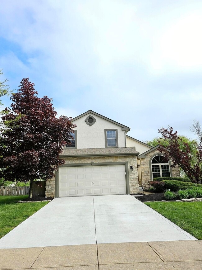 Building Photo - 1639 Royal Oak Dr