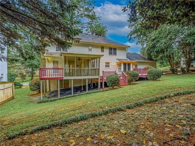 Building Photo - 3263 Turtle Lake Dr SE