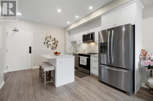 Building Photo - 50 Herrick Ave