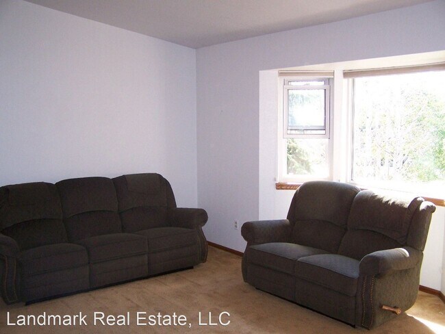 Foto del edificio - 4 br, 4 bath House - 2205 Parliament Drive