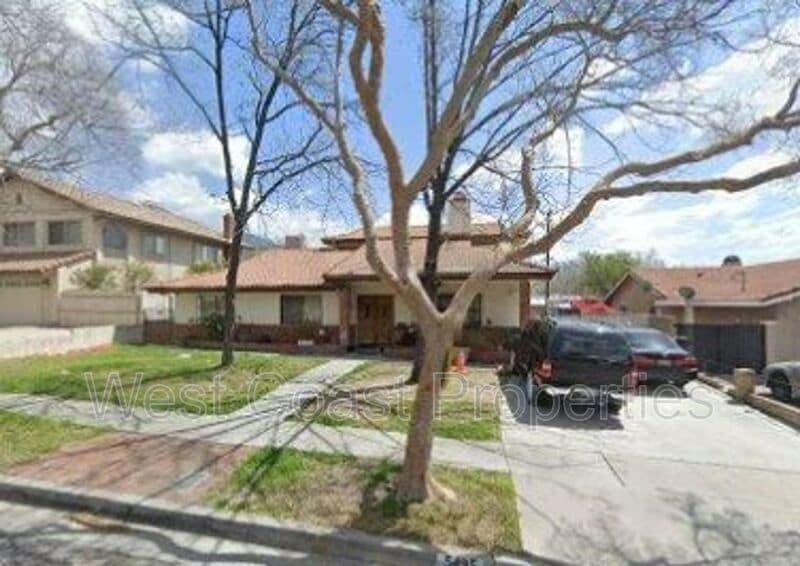 5495 N Acacia Ave, San Bernardino, CA 92407 House Rental in San