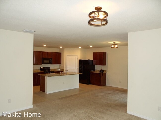 Building Photo - 4 br, 2 bath House - 11844 Myrtle Rock Drive