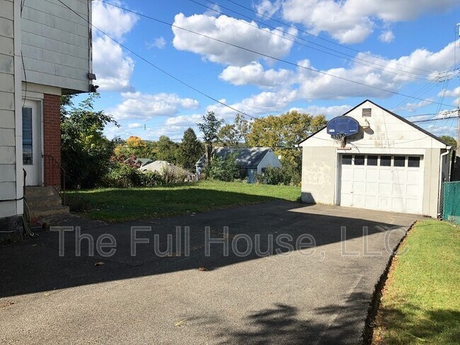 Foto del edificio - 117 Constitution Cir