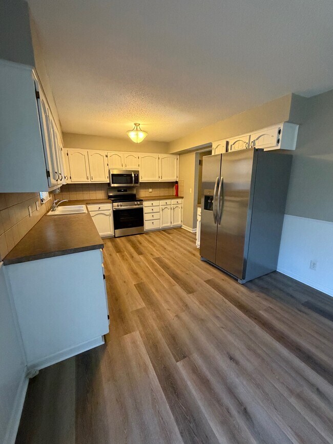 Foto del edificio - 1428 Grandview Dr