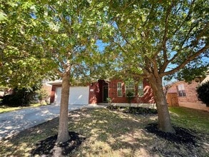 Building Photo - 4511 Western Lake Dr