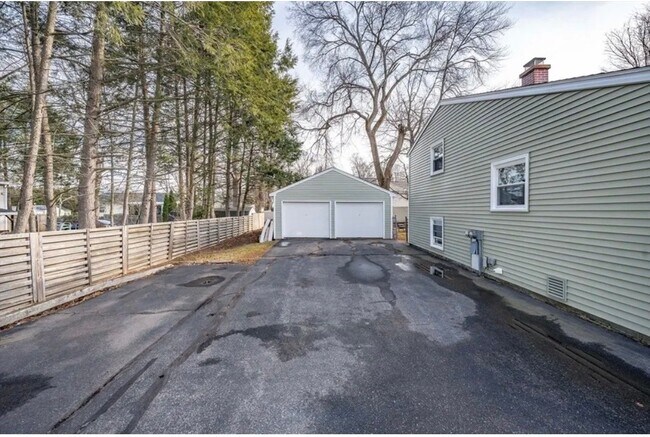 Foto del edificio - 11 Hope Farms Dr
