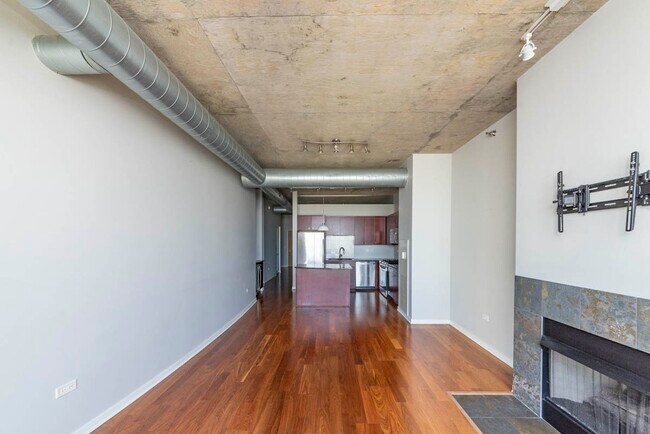 Foto del edificio - 700 N Larrabee St