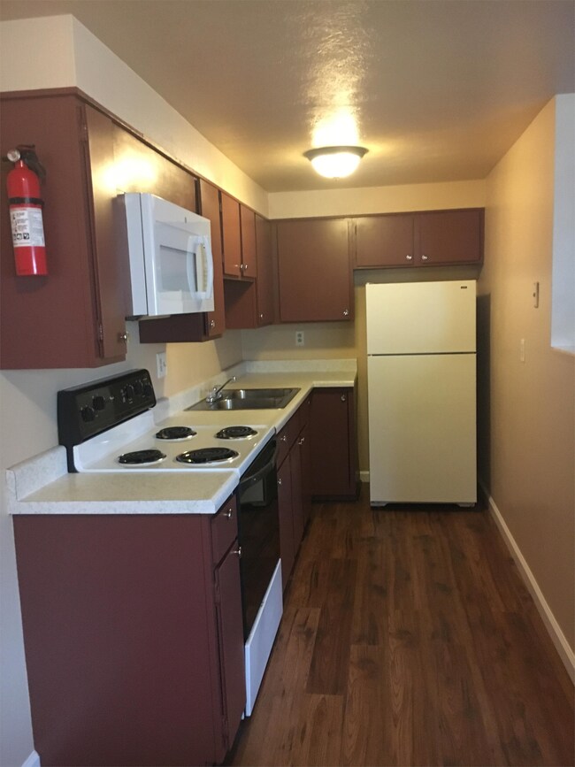 Building Photo - 4231 Forrest Hill Pl