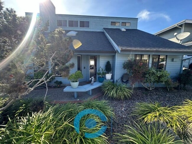 Foto del edificio - 2620 Deerpark Dr