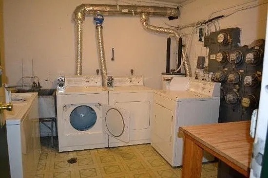 Foto del edificio - 9907 W 58th St