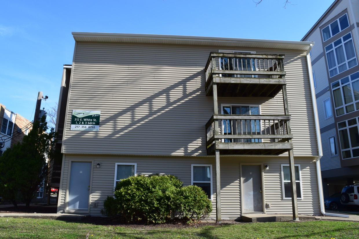 Primary Photo - 312 E White St