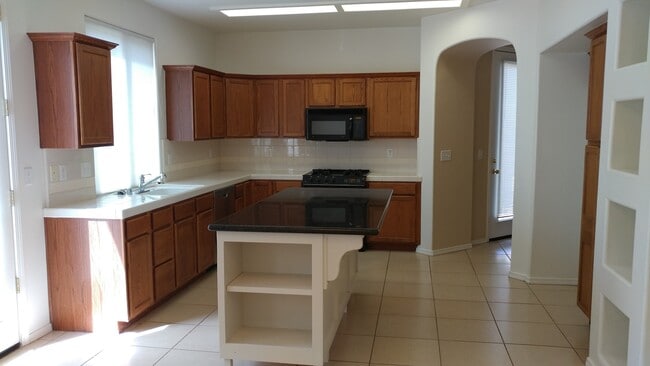 Building Photo - 2-Story home in the gated community of Eur...