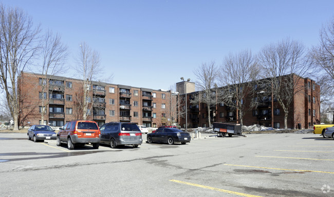 Photo du bâtiment - The Maples Apartments