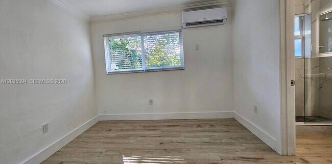 Foto del edificio - 6330 SW 79th St