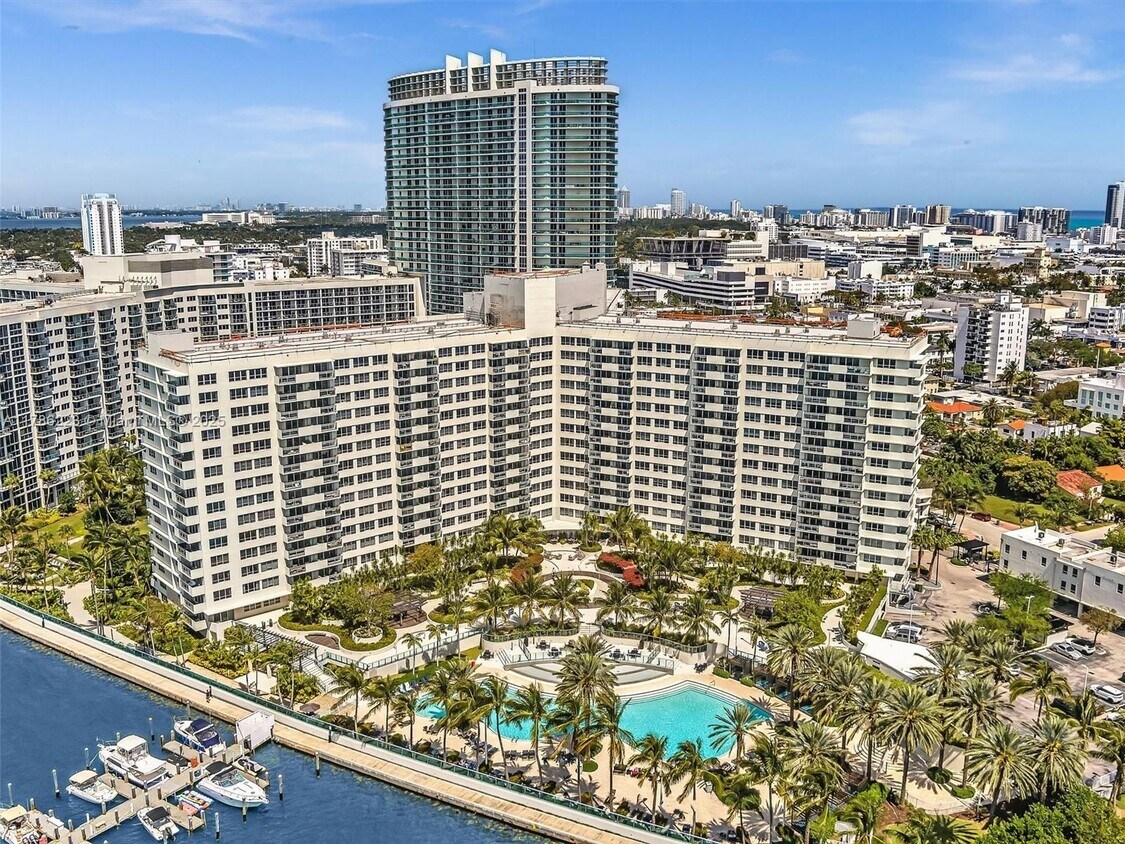 Foto principal - 1500 Bay Rd