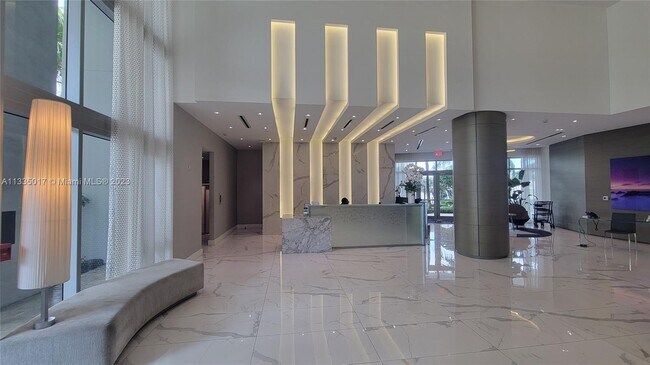 Building Photo - 17111 Biscayne Blvd