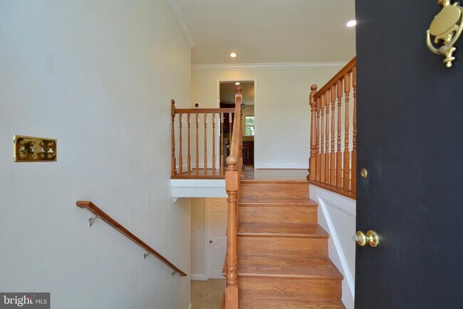 Building Photo - 6509 Divine St