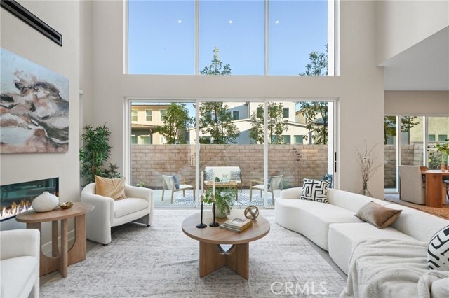 Foto del edificio - 1155 Poppy Ct