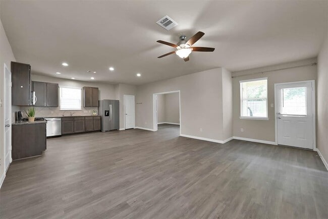 Building Photo - 4274 McGregor Blf Ln