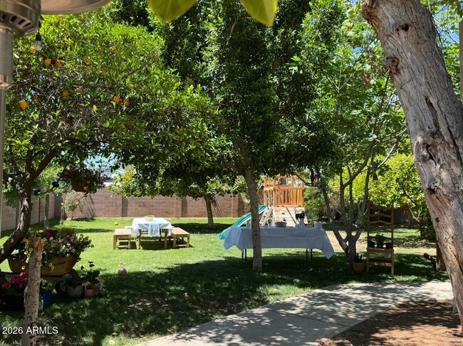 Foto del edificio - 3228 N 27th St