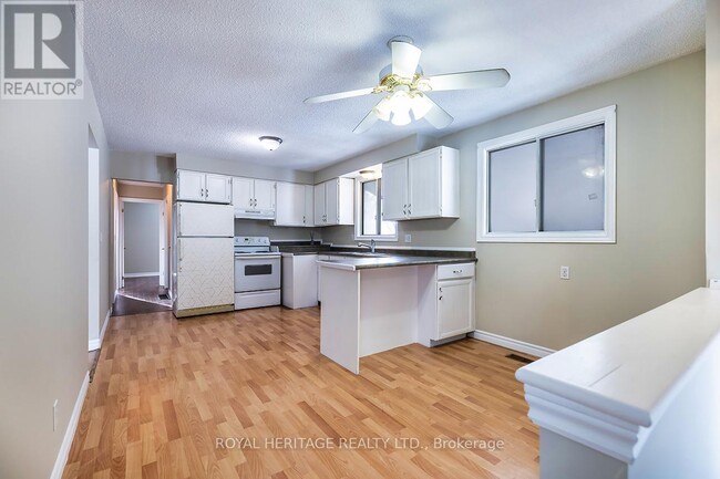 Building Photo - 520 Capilano Ct