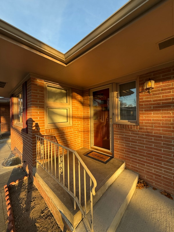 Building Photo - 2419 W Anna St